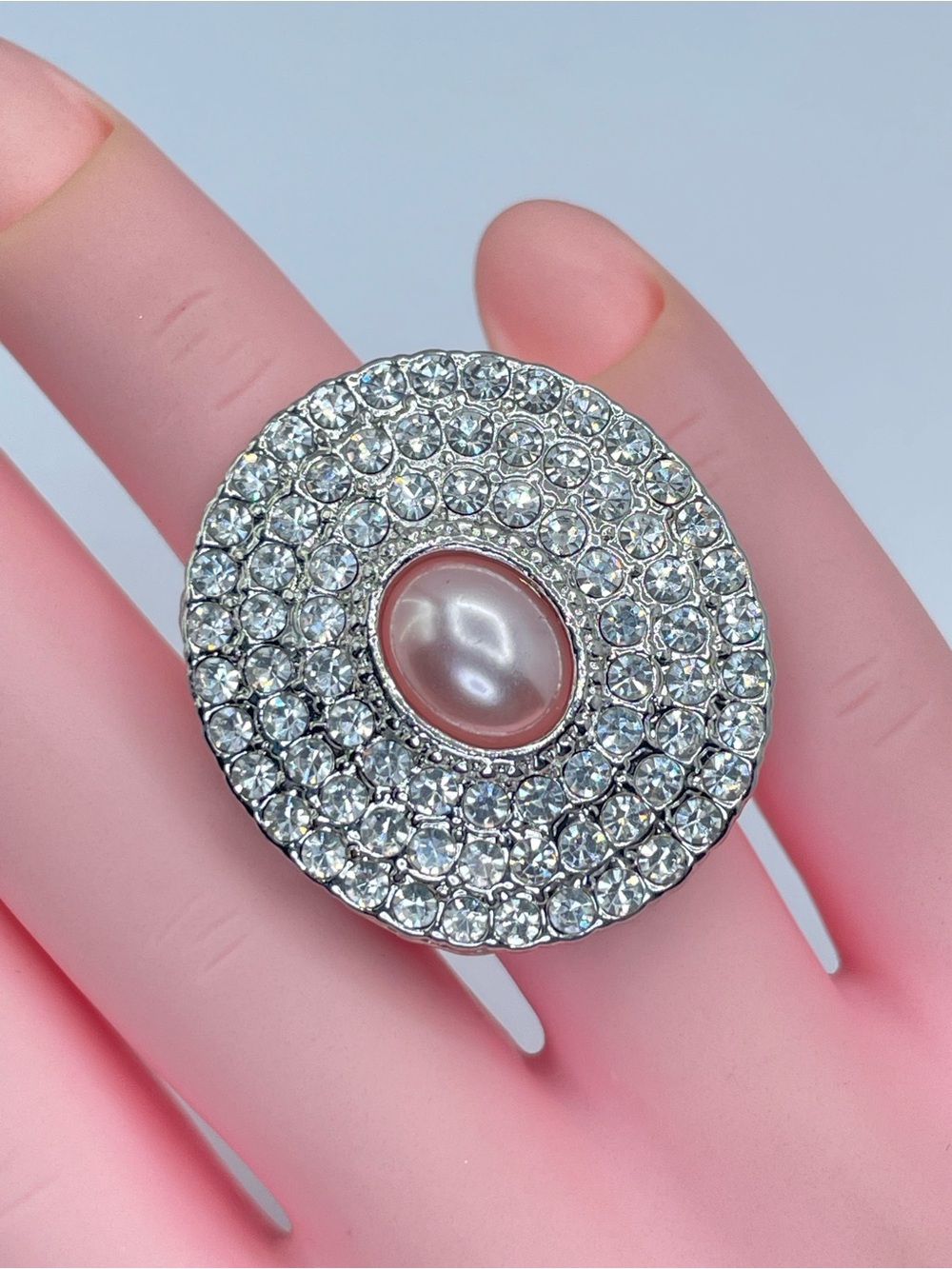 Silver Tone Faux Pearl Crystal Stretch Ring Glam Statement Cocktail